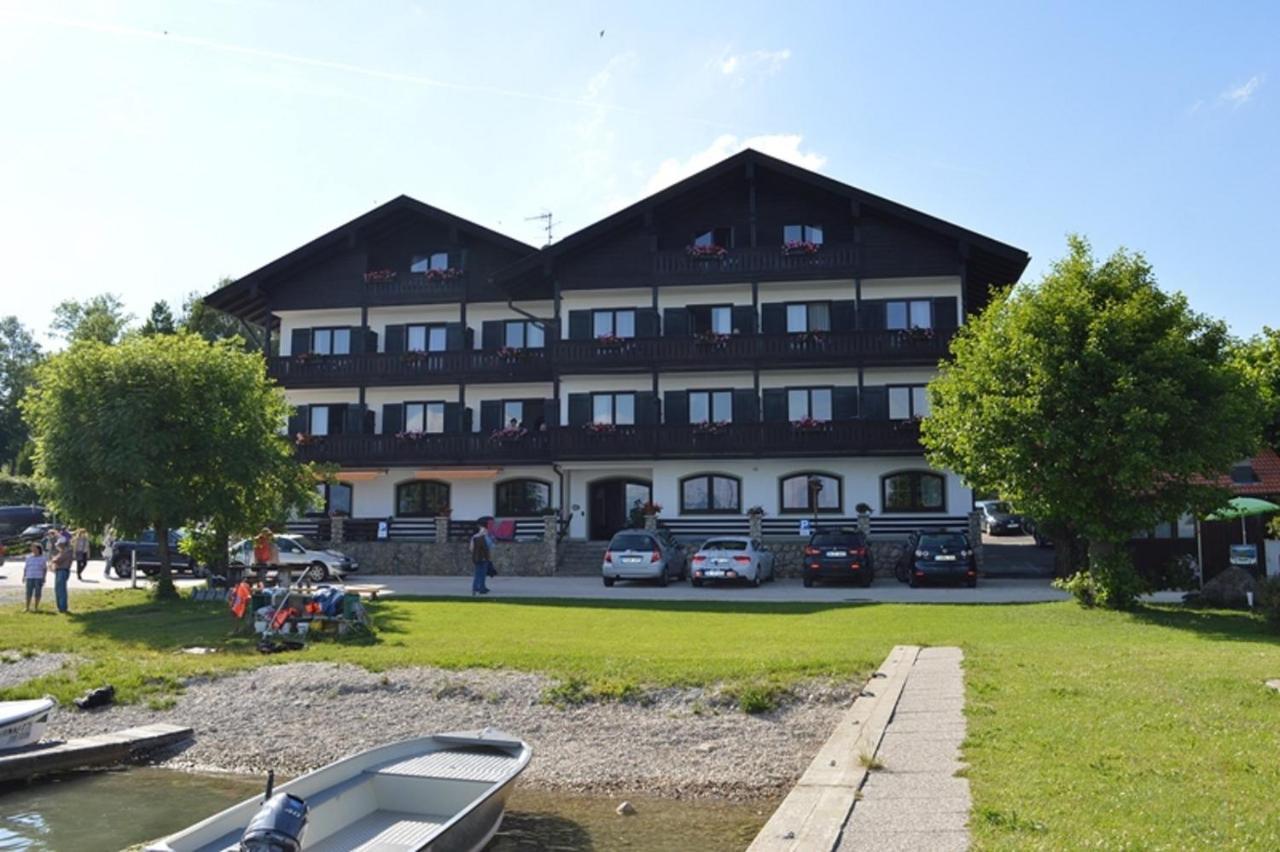 Gaestehaus Gruenaeugl Am See Gstadt am Chiemsee Exteriör bild